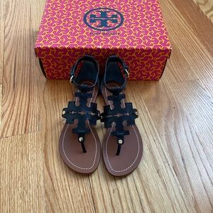 NIB Tory Burch Flat Thong Sandals
